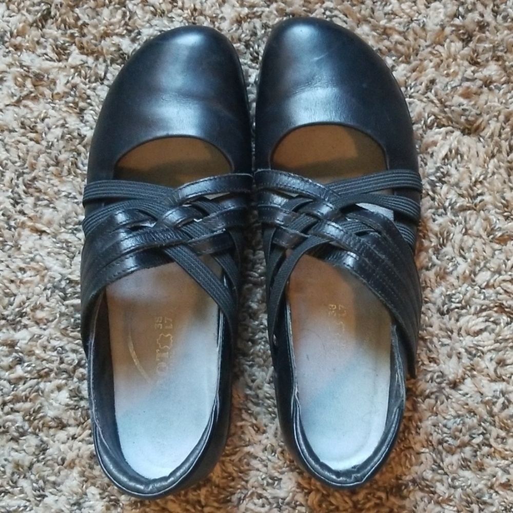 Naot Kawaka Black Leather Mary Jane Comfort Flats